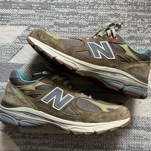 New Balance 990v3 - Bodega